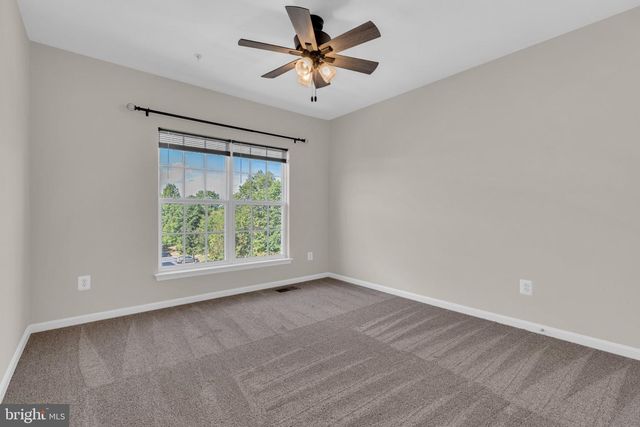 22637 SETTLERS TRAIL TER, Brambleton, VA 20148