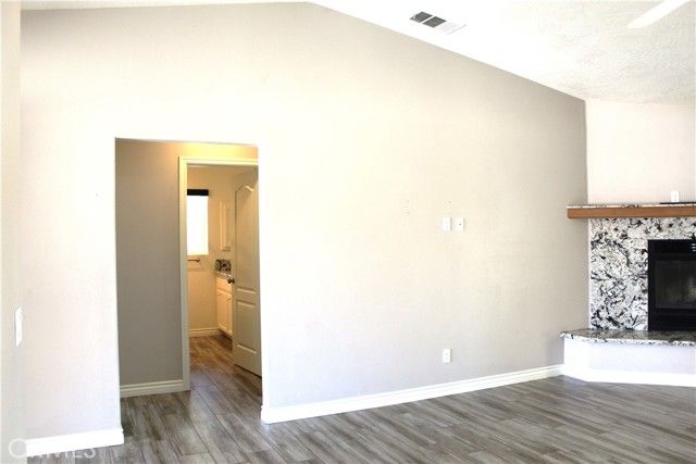 7331 I Avenue, Hesperia, CA 92345