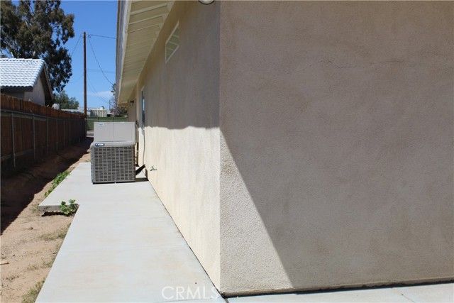 7331 I Avenue, Hesperia, CA 92345