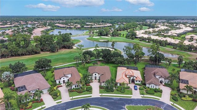 7643 Cottesmore DR, Naples, FL 34113
