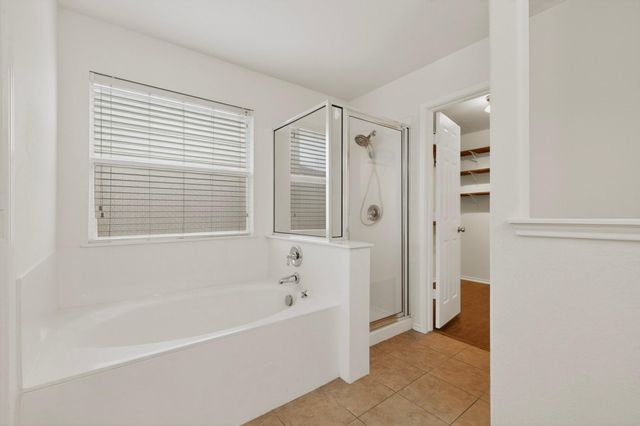 149 Mallard LN, Leander, TX 78641