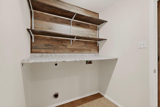 149 Mallard LN, Leander, TX 78641