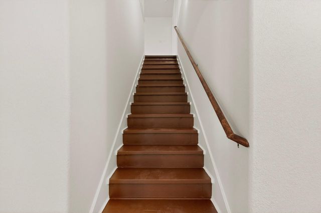 149 Mallard LN, Leander, TX 78641