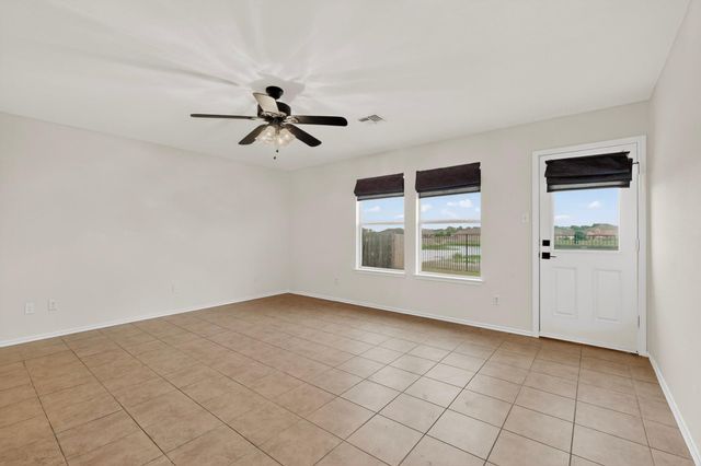 149 Mallard LN, Leander, TX 78641