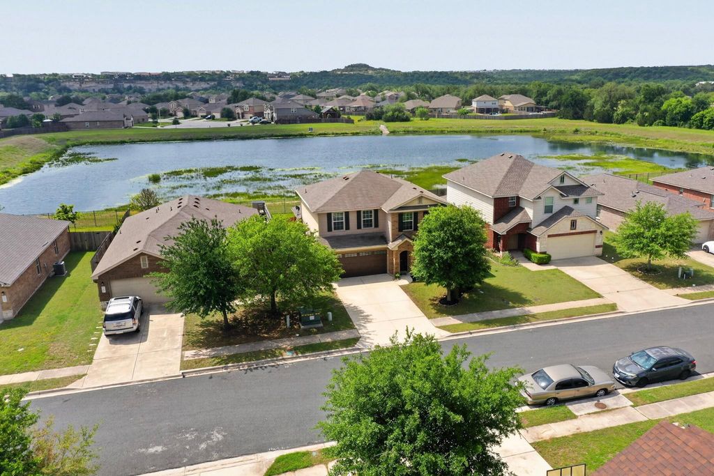 149 Mallard LN, Leander, TX 78641