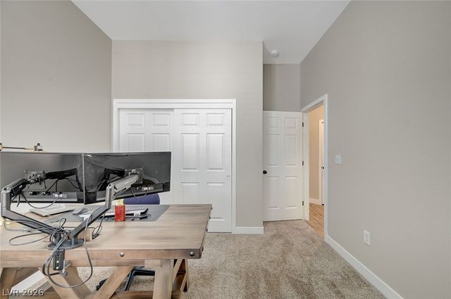 10613 Spring Garden Court, Las Vegas, NV 89134