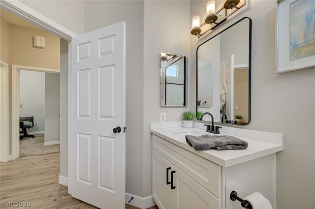 10613 Spring Garden Court, Las Vegas, NV 89134
