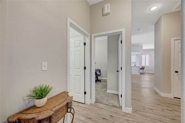 10613 Spring Garden Court, Las Vegas, NV 89134