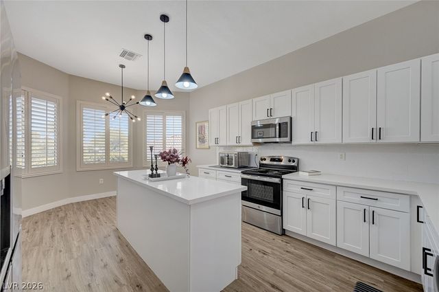 10613 Spring Garden Court, Las Vegas, NV 89134