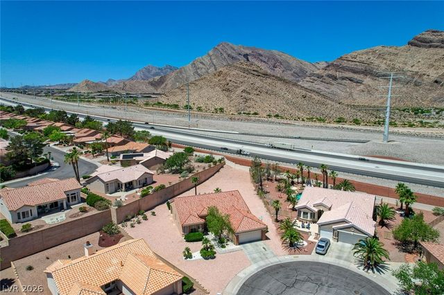10613 Spring Garden Court, Las Vegas, NV 89134