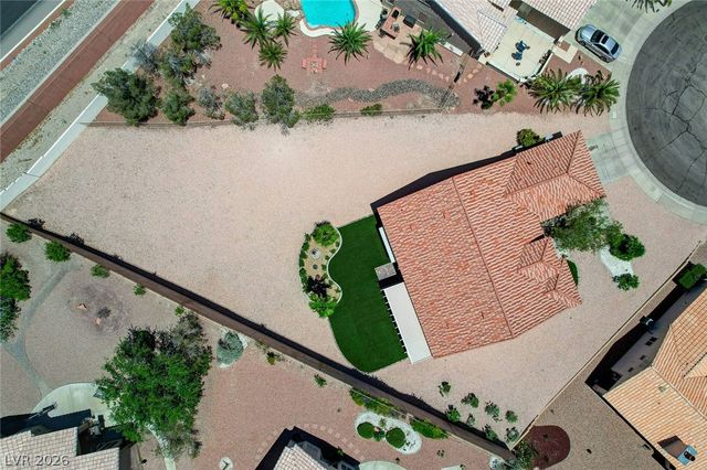 10613 Spring Garden Court, Las Vegas, NV 89134