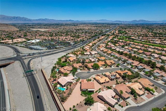10613 Spring Garden Court, Las Vegas, NV 89134