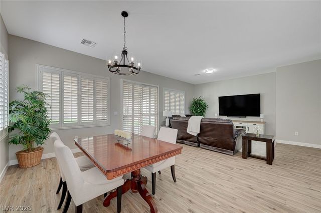 10613 Spring Garden Court, Las Vegas, NV 89134