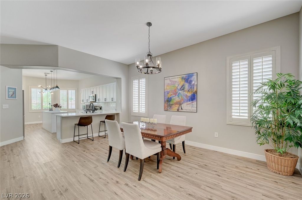 10613 Spring Garden Court, Las Vegas, NV 89134