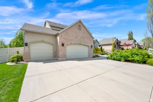 45 N MOUNTAIN VISTAS RD, Kaysville, UT 84037