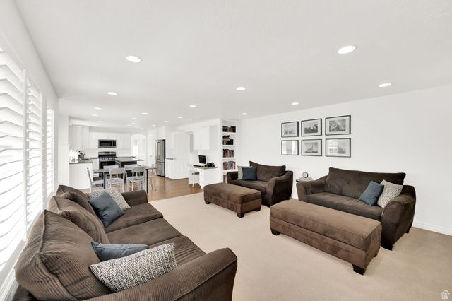 45 N MOUNTAIN VISTAS RD, Kaysville, UT 84037