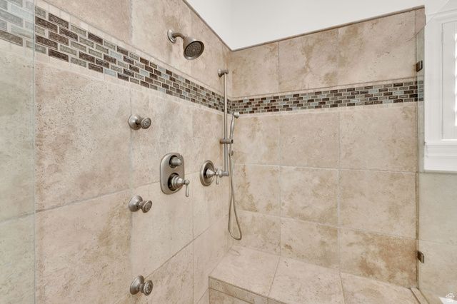 45 N MOUNTAIN VISTAS RD, Kaysville, UT 84037