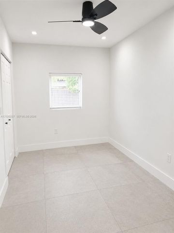 1733 NW 16th St 3, Miami, FL 33125