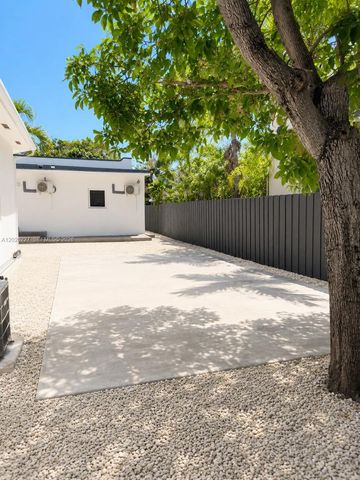 1733 NW 16th St 3, Miami, FL 33125