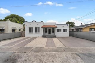1733 NW 16th St 3, Miami, FL 33125