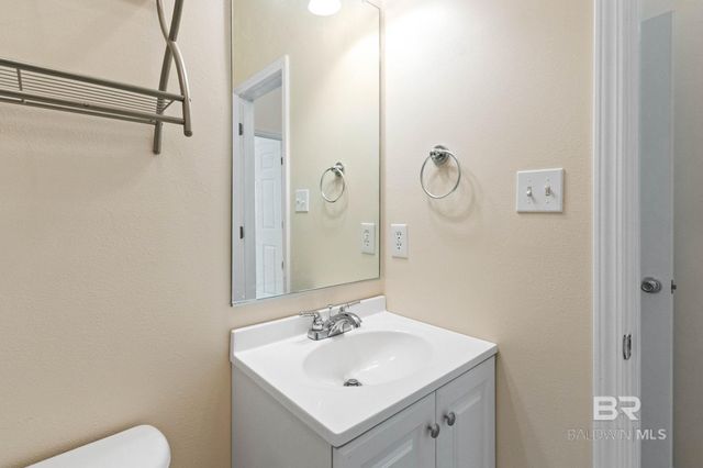 4 Yacht Club Drive 35, Daphne, AL 36526