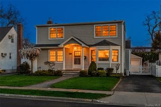 11 Airway Drive, Bellmore, NY 11710