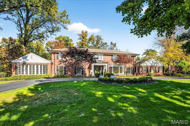 11 Fordyce Lane, Ladue, MO 63124