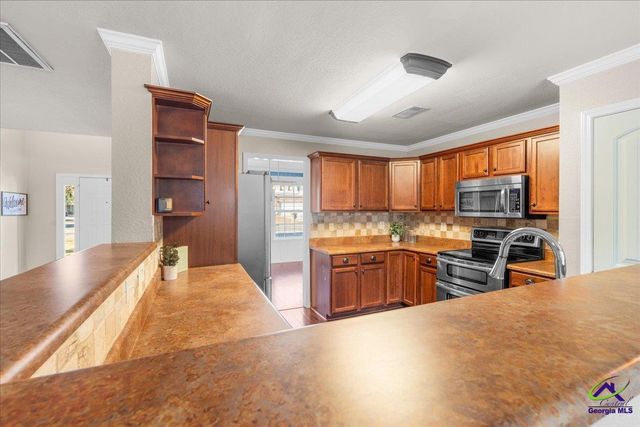 106 Rosales Drive, Bonaire, GA 31005