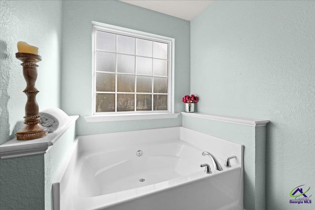 106 Rosales Drive, Bonaire, GA 31005