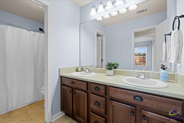 106 Rosales Drive, Bonaire, GA 31005