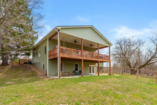 51534 County Road 673, Lawrence, MI 49064