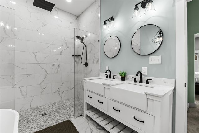 51534 County Road 673, Lawrence, MI 49064