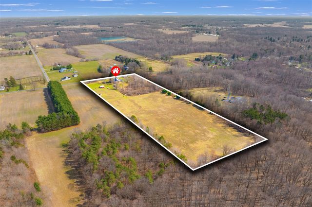 51534 County Road 673, Lawrence, MI 49064