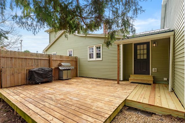 51534 County Road 673, Lawrence, MI 49064