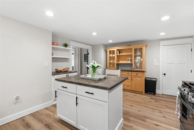 51534 County Road 673, Lawrence, MI 49064