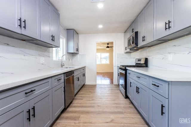 1331 Isabell Road, Bakersfield, CA 93306