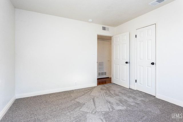 1331 Isabell Road, Bakersfield, CA 93306