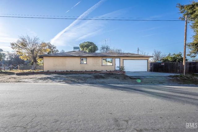 1331 Isabell Road, Bakersfield, CA 93306