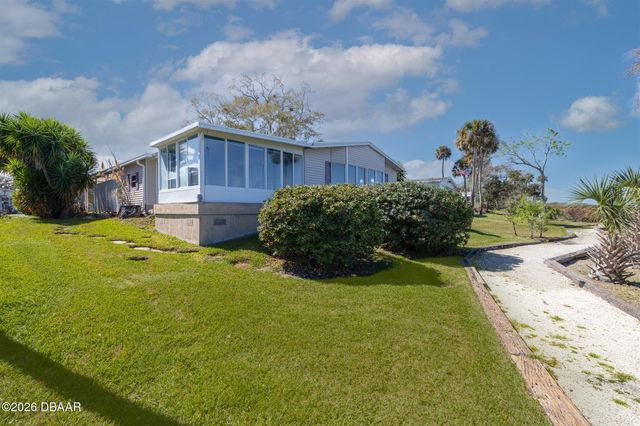 721 Navigators Way, Edgewater, FL 32141