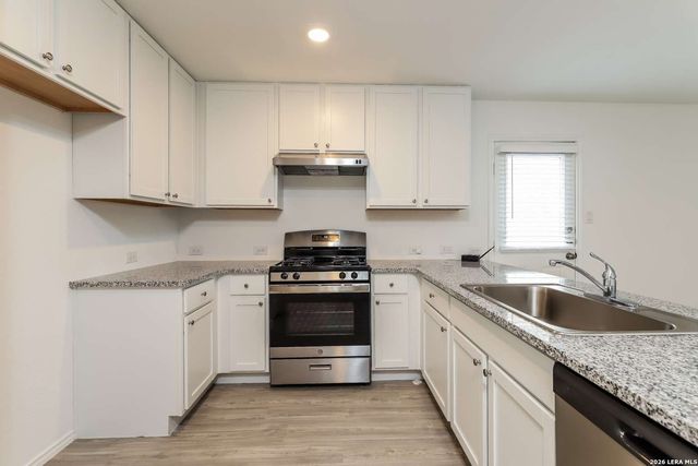 6634 Willow, Converse, TX 78109