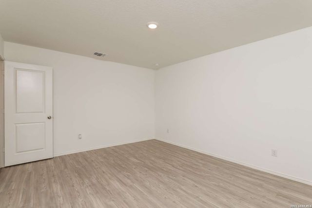 6634 Willow, Converse, TX 78109