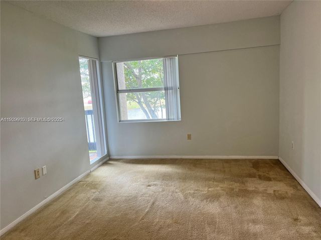 665 SW 113th Way 665, Pembroke Pines, FL 33025