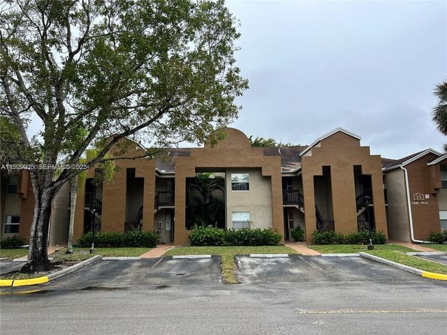 665 SW 113th Way 665, Pembroke Pines, FL 33025
