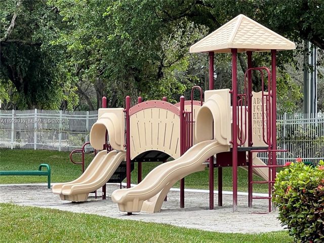 665 SW 113th Way 665, Pembroke Pines, FL 33025