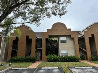 665 SW 113th Way 665, Pembroke Pines, FL 33025