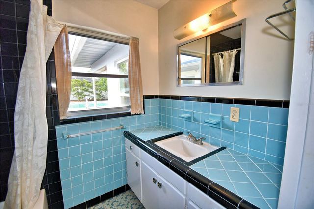 906 AVENUE M SE, Winter Haven, FL 33880