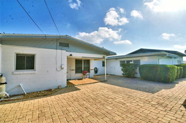 906 AVENUE M SE, Winter Haven, FL 33880