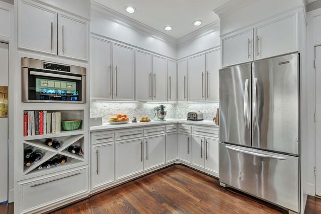 619 Woodleigh Dr, Nashville, TN 37215