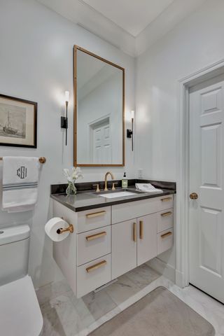 619 Woodleigh Dr, Nashville, TN 37215