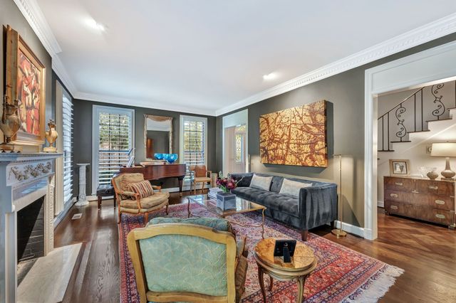 619 Woodleigh Dr, Nashville, TN 37215